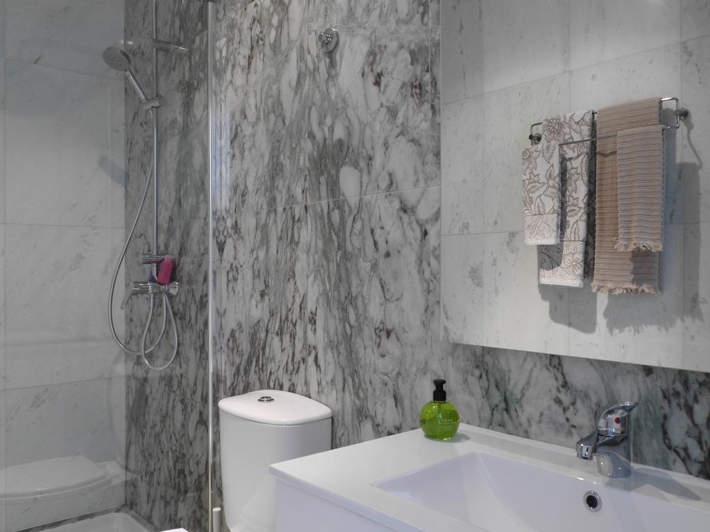 Cacilhas Guest Apartments Almada Bilik gambar