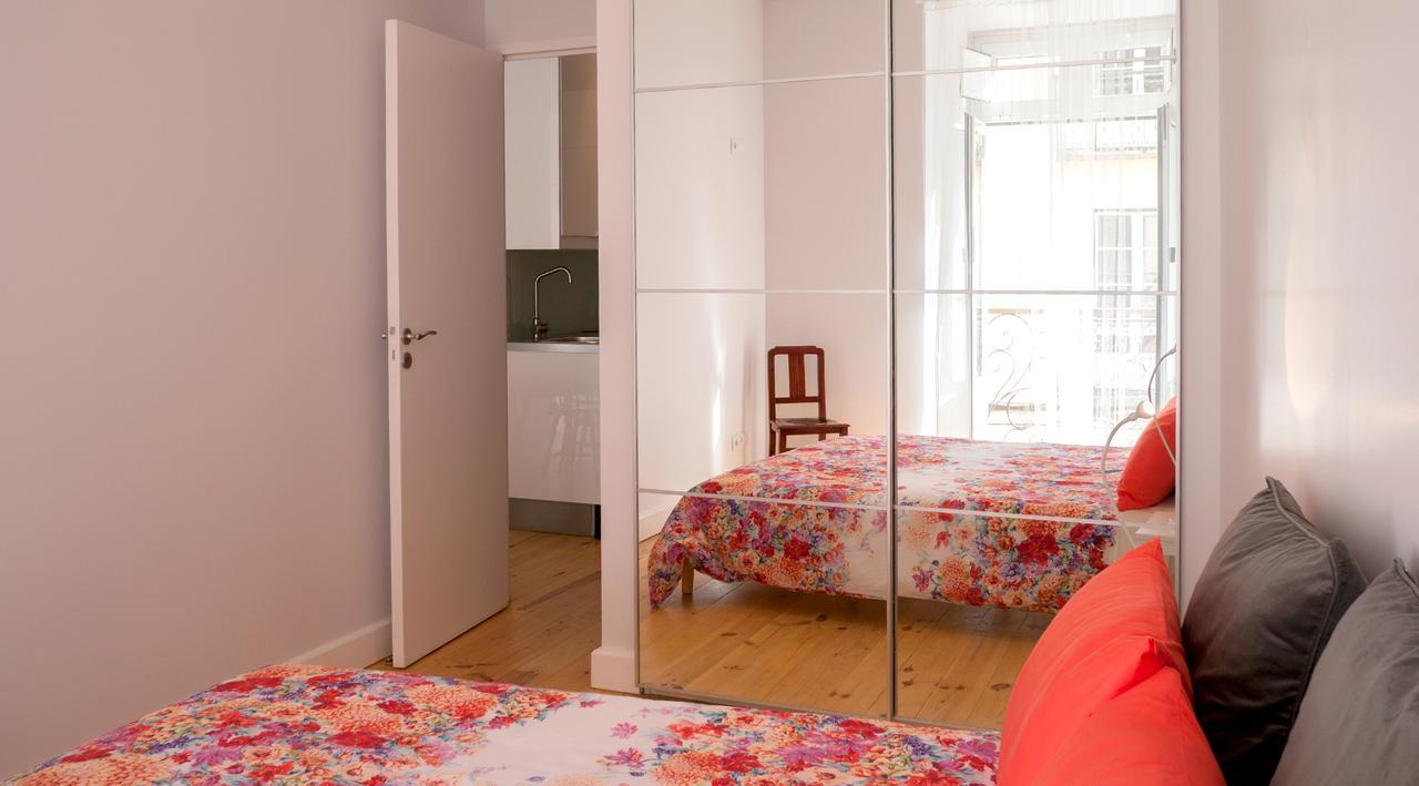 Cacilhas Guest Apartments Almada Luaran gambar