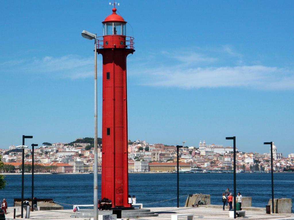 Cacilhas Guest Apartments Almada Luaran gambar